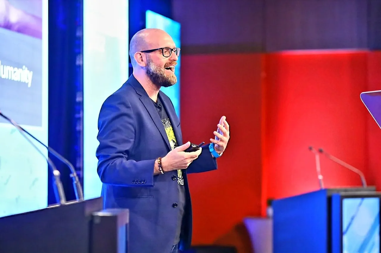 Dr. Nikolaos Dimitriadis